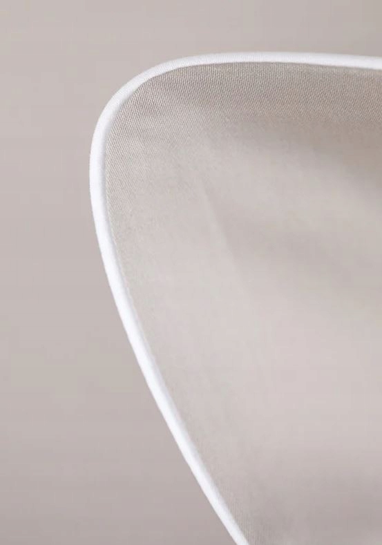 Pościel satynowa 200x200 latte beż z białą lamówką San Antonio Maro Home 4 Pościel satynowa 200x200 latte beż z białą lamówką San Antonio Maro Home - obrazek 4