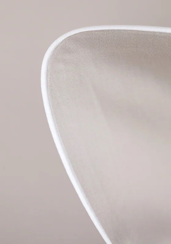 Pościel satyna bawełniana 140x200 San Antonio beżowa z białą lamówką Maro Home T-S 2 Pościel satyna bawełniana 140x200 San Antonio beżowa z białą lamówką Maro Home T-S - obrazek 2