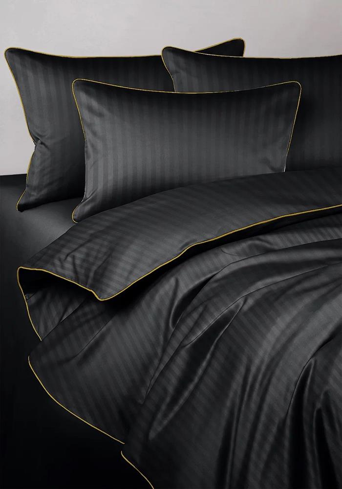 Pościel adamaszkowa 140x200 San Antonio czarna ze złotą lamówką Maro Home T-S 1 Pościel adamaszkowa 140x200 San Antonio czarna ze złotą lamówką Maro Home T-S