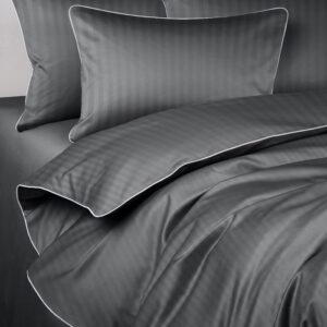 Pościel adamaszkowa 140x200  San Antonio grafitowa z białą lamówką Maro Home T-S