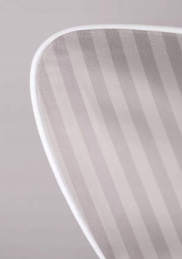 Pościel adamaszek 140x200 silver rose z białą lamówką Maro Home T-S 2 Pościel adamaszek 140x200 silver rose z białą lamówką Maro Home T-S - obrazek 2