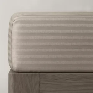 Prześcieradło adamaszek 180x200 latte beż z gumką Maro Home