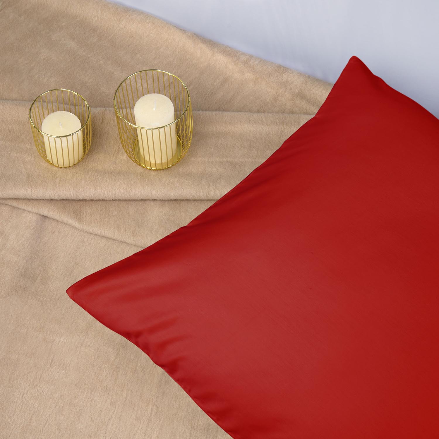 Poszewka satynowa 70x80 czerwony Darymex 2 Poszewka satynowa 70x80 czerwony Darymex - obrazek 2