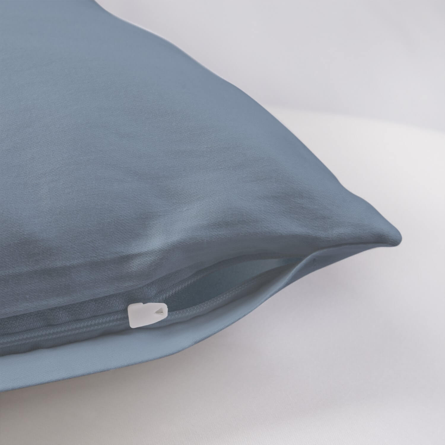 Poszewka satynowa 50x70 niebieski 009 Darymex 2 Poszewka satynowa 50x70 niebieski 009 Darymex - obrazek 2